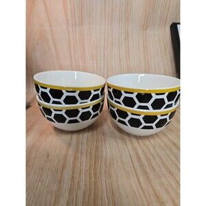 OLD EAST MAIN CO. ARCTIC WHITE SOUP CEREAL BOWL HONEYCOMB PATTERN SET OF 4